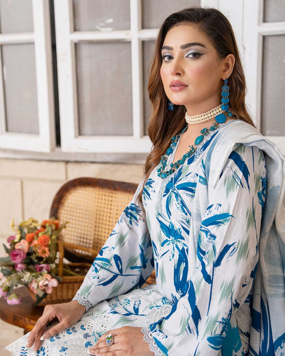 Close-up of embroidered appliquŽ work on shirt of Grace Hazel Aalaya