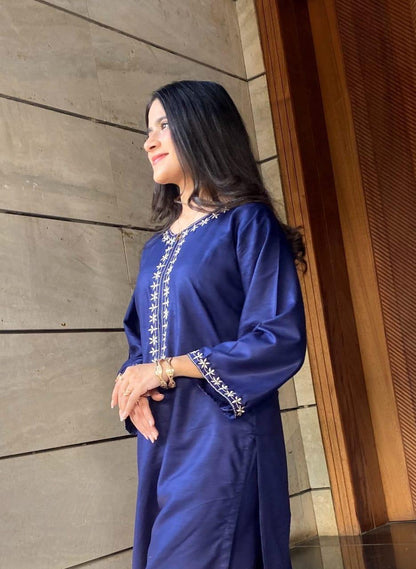 Embroidered Linen Shirt and Trouser Set - 2 Pcs Women's Stitched Elegance