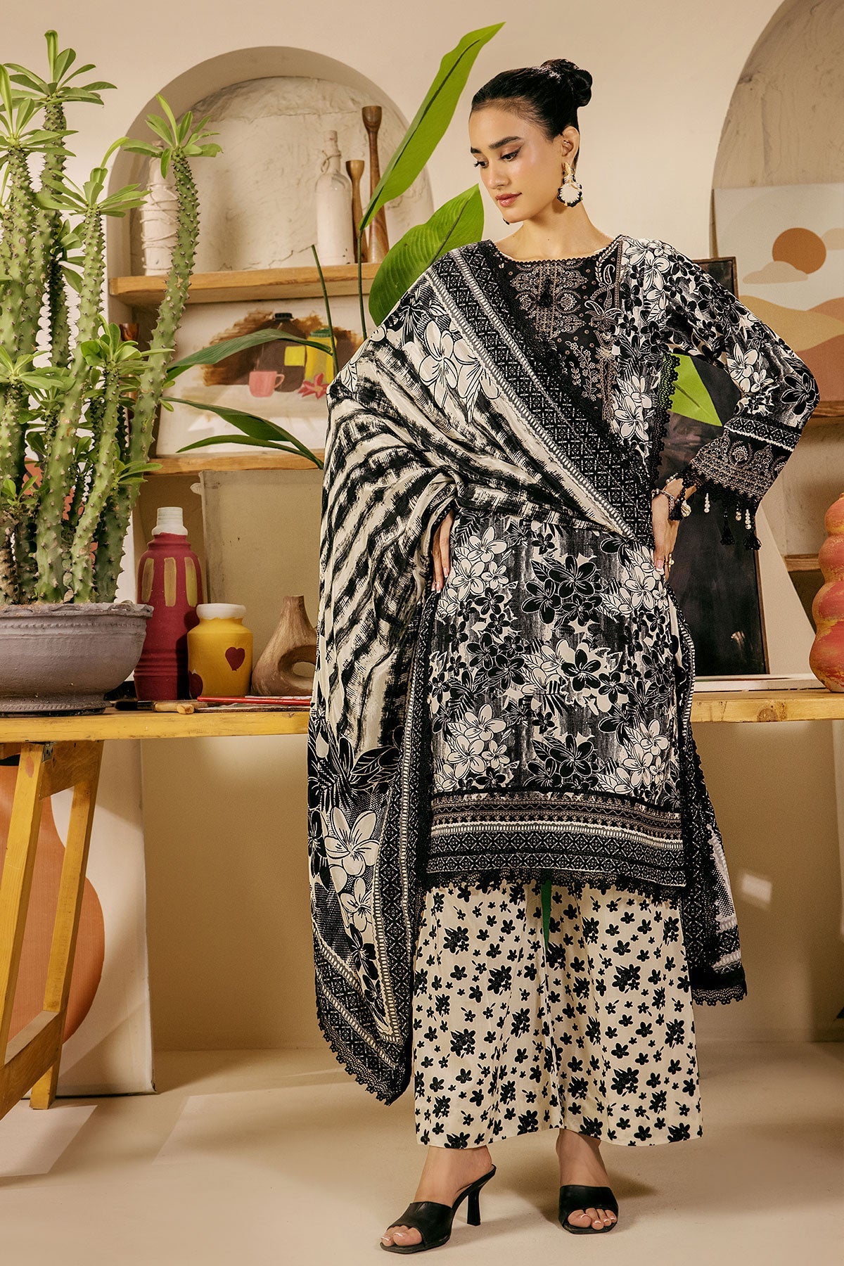 Safwa Limra 3 Piece Printed Premium Viscose Unstitched Sui